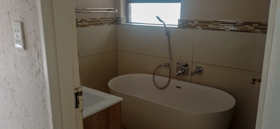 4 Bedroom Property for Sale in Kosmos North West